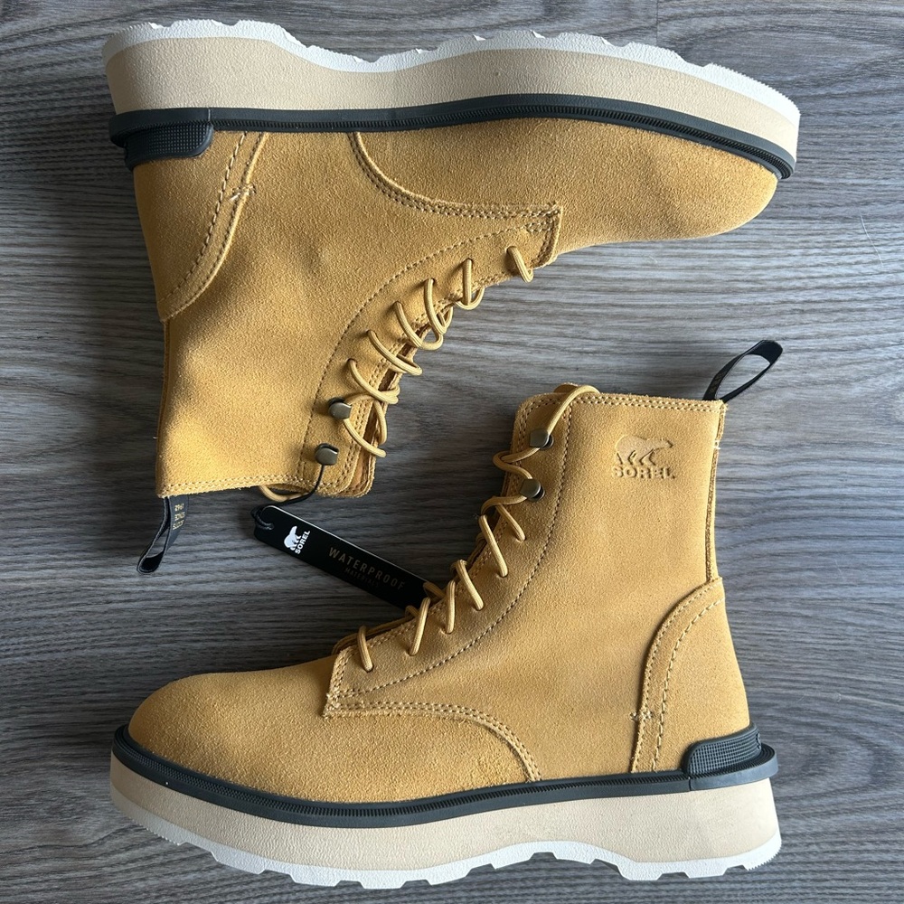 BRAND NEW - Sorel Tan Waterproof Boots sz 7.5